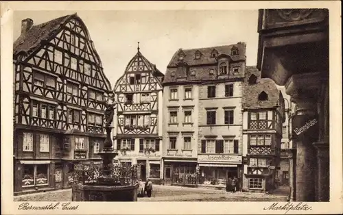 Ak Bernkastel Kues an der Mosel, Marktplatz, Brunnen, Geschäft Joseph Rath