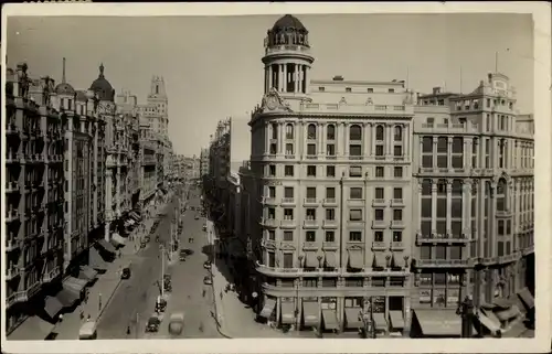 Ak Madrid Spanien, Avenida de Pi y Margall
