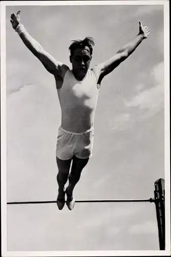 Sammelbild Olympia 1936, Turner Ernst Winter, Abgang vom Reck