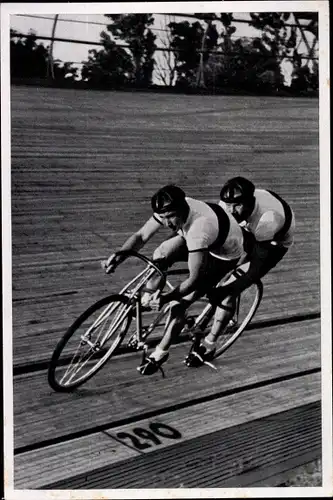 Sammelbild Olympia 1936, Radrennfahrer Ernst Ihbe und Charly Lorenz, Zweisitzerfahren