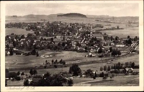 Ak Leutersdorf in der Oberlausitz, Ortsansicht mit Kirche und Schloten