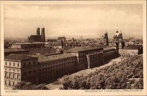 Ak München, Residenz mit Theatiner- und Frauenkirche