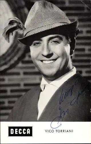 Ak Sänger Vico Torriani, Portrait mit Hut, Autogramm, Decca