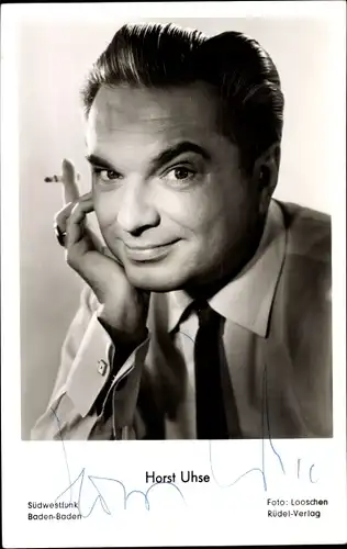 Ak Schauspieler Horst Uhse, Portrait mit Zigarette, Autogramm