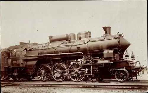 Foto Ak Dampflokomotive Serie 301, Magyar Kiralyi Allamvasutak, Ungarische Staatsbahn