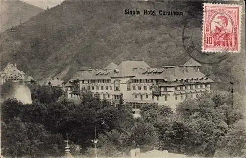 Ak Sinaia Rumänien, Blick auf Hotel Caraiman, Berge, Wald, Fassade