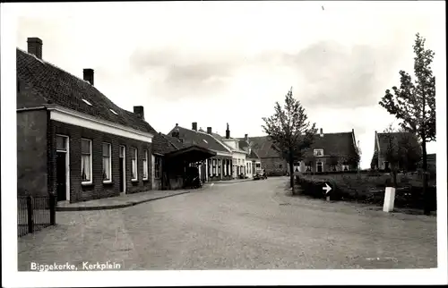 Ak Biggekerke Zeeland Niederlande, Kerkplein