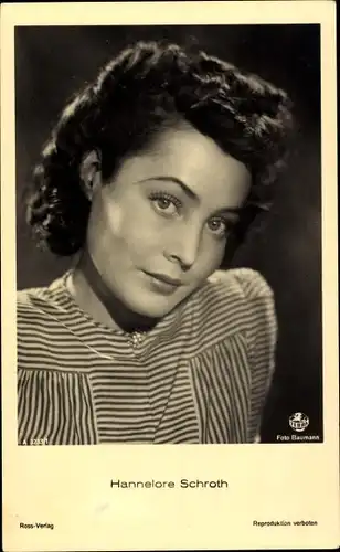 Ak Schauspielerin Hannelore Schroth, Portrait