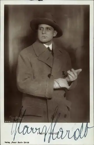 Ak Schauspieler Harry Hardt, Portrait mit Zigarette, Autogramm