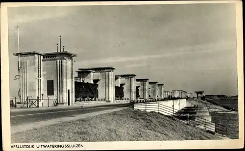 Ak Afsluitdijk Friesland Niederlande, Uitwateringssluizen