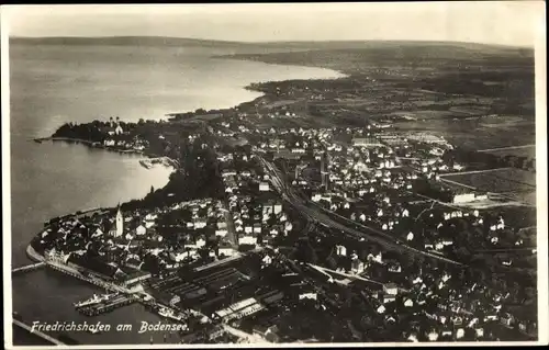 Ak Friedrichshafen am Bodensee, Fliegeraufnahme