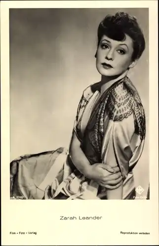 Ak Schauspielerin Zarah Leander, Portrait, UFA