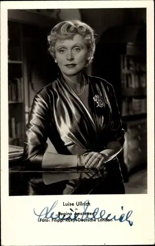 Ak Schauspielerin Luise Ullrich, Portrait, Film Regina Amstetten, Autogramm