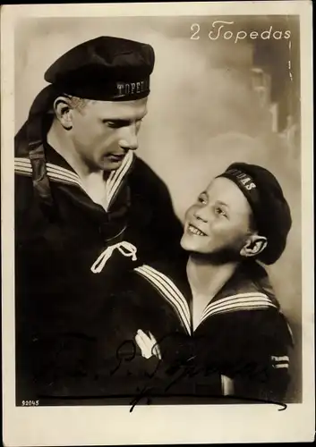 Foto Ak Zwei Topedas, G. u. P. Topedas, Matrosenhemden, Deutsches Theater München 1932