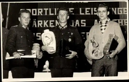 Foto Klingenthal Vogtland, Dt. Nord. Meisterschaft, Manfred Meinhold, Günter Flauger, K.H. Harzer