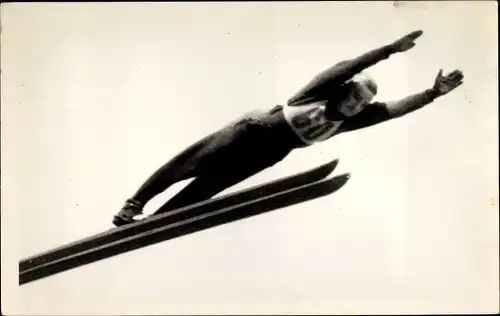 Foto Klingenthal im Vogtland, Dt. Nord. Meisterschaft, Skispringer Veit Kührt