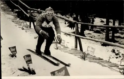 Foto Klingenthal Vogtland, Dt. Nord. Meisterschaft, Skispringer Manfred Meinhold