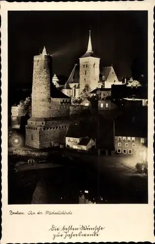 Ak Bautzen in der Lausitz, Partie an der Michaeliskirche bei Nacht, Wasserkunst