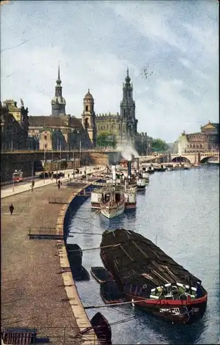 Ak Dresden Altstadt, Blick von der Carolabrücke auf den Dampfschifflandeplatz