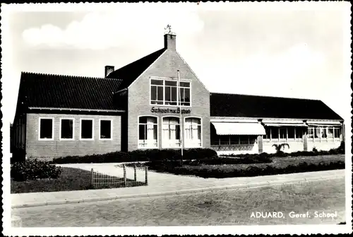 Ak Aduard Groningen Niederlande, Geref. School