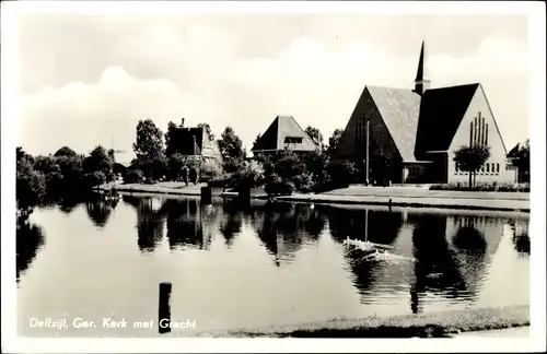 Ak Delfzijl Groningen, Geref. Kerk met Gracht