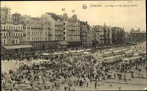 Ak Ostende Westflandern, Het Strand en Groote Hotels, beach visitors