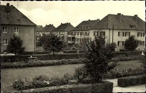 Ak Kölleda in Thüringen, Stalinplatz und Bahnhofssiedlung