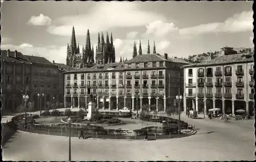 Ak Burgos Kastilien und León, Plaza de Jose Antonio Estatua de Carlos III.