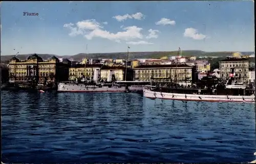 Ak Rijeka Fiume Kroatien, Dampfer im Hafen, Stadtansicht