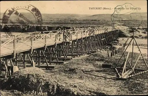 Ak Taourirt Marokko, Passerelle sur l'Oued Za