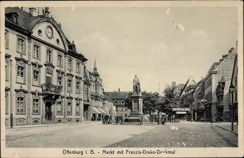 Ak Offenburg in Baden Schwarzwald, Markt mit Franzis-Drake-Denkmal