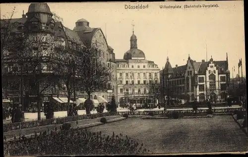 Ak Düsseldorf am Rhein, Wilhelmplatz (Bahnhofs-Vorplatz)