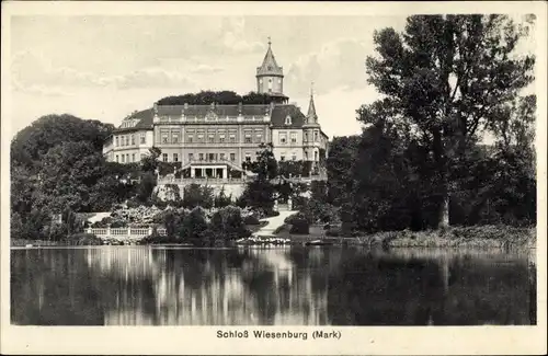 Ak Wiesenburg in der Mark, Schloss, See