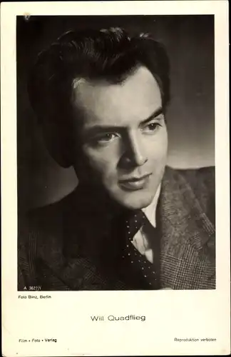 Ak Schauspieler Will Quadflieg, Portrait im Anzug