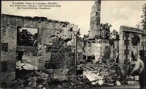 Ak Lassigny Oise, durch Granaten zerstörtes Haus