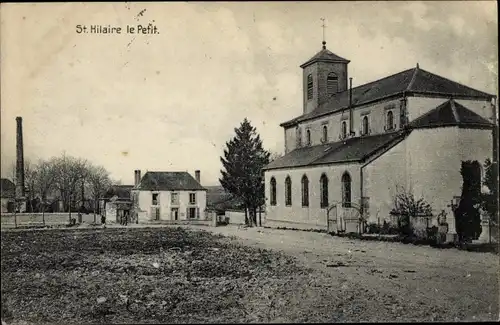 Ak Saint Hilaire le Petit Marne, Partie an der Kirche