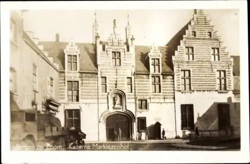 Ak Bergen op Zoom Nordbrabant Niederlande, Kazerne Markiezenhof