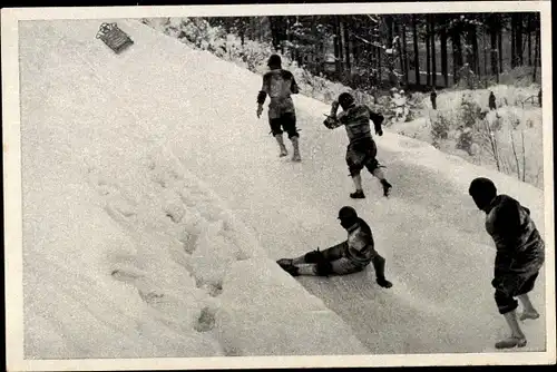 Sammelbild Olympia 1936, Viererbob Deutschland II nach Sturz