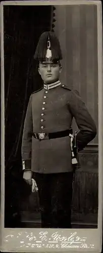 Foto Berlin, Deutscher Soldat in Uniform, Portrait, Tel. Btl. 1