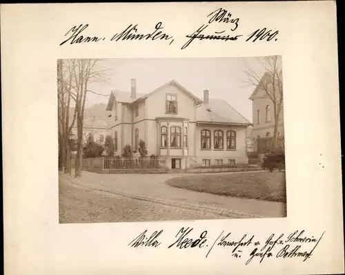 Foto Hann. Münden in Niedersachsen, Straßenpartie mit Wohnhaus, 1900