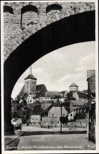 Ak Bautzen, Blick auf Michaeliskirche und neue Wasserkunst