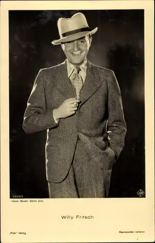 Ak Schauspieler Willy Fritsch, Portrait in Anzug, Hut, Ross Verlag 6420/1