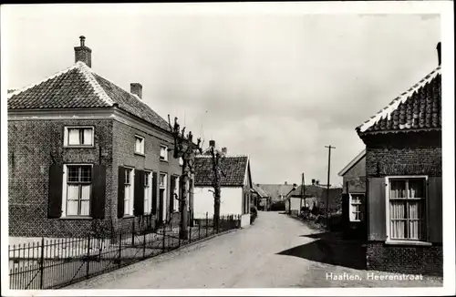 Ak Haaften Gelderland, Heerenstraat