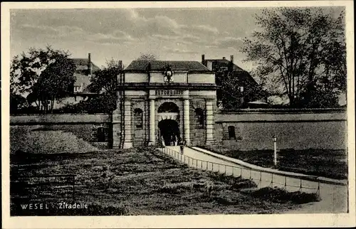 Ak Wesel am Niederrhein, Zitadelle, Mauer und Haupttor