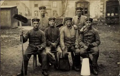 Foto Ak Trier an der Mosel, Gruppenbild Soldaten