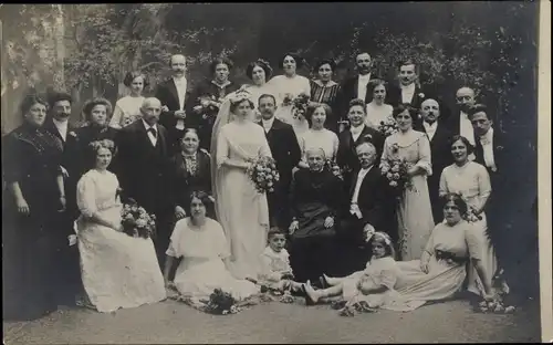 Foto Ak Hagen in Westfalen, Atelier Westendorp vorm. Schubert, Hochzeit, Hochzeitsgesellschaft