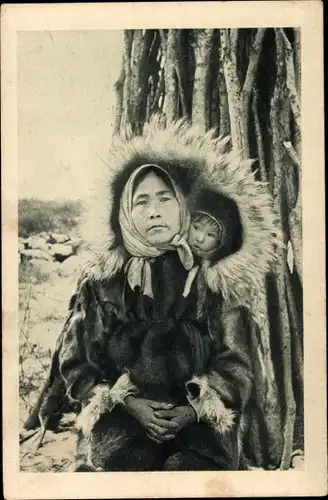 Ak Alaska, Aurore Boreale, Cercle Arctique, Eskimo, Mutter mit Kind