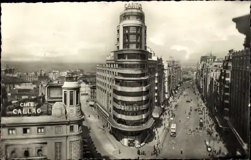 Ak Madrid Spanien, José Antonio Avenue, Edificio Carrión