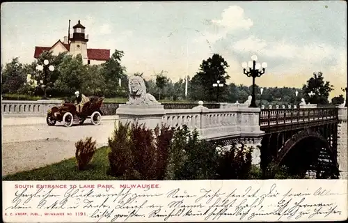 Ak Milwaukee Wisconsin USA, South Entrance to Lake Park