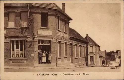 Ak Lassigny Oise, Carrefour de la Place